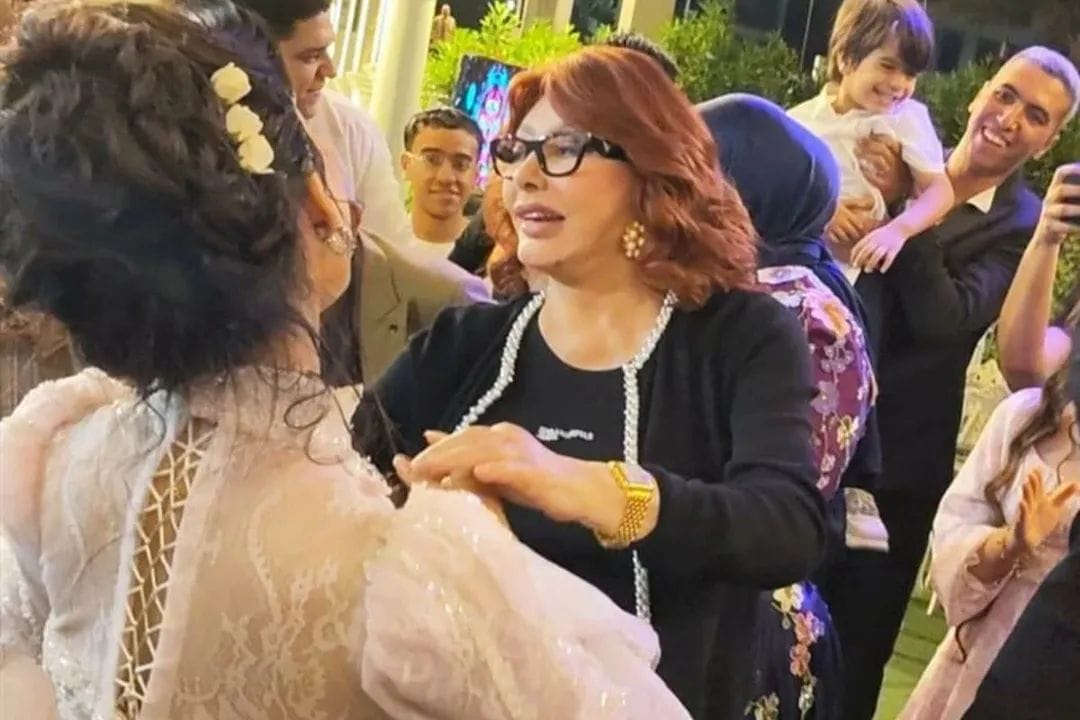نبيلة عبيد